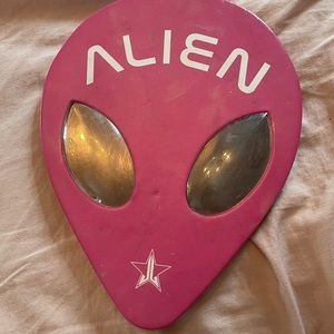 Jeffree star cosmetic alien palette